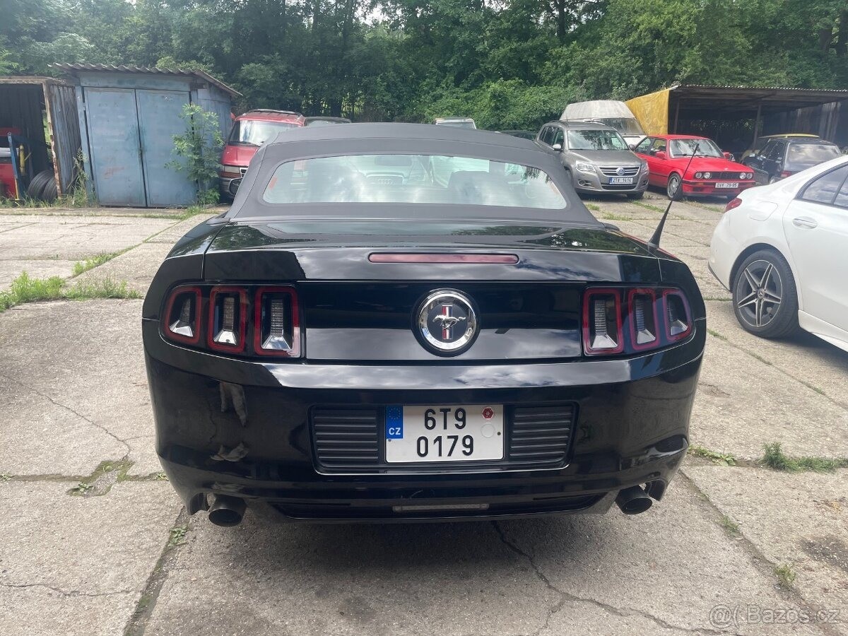ford-mustang-3-7 - 1