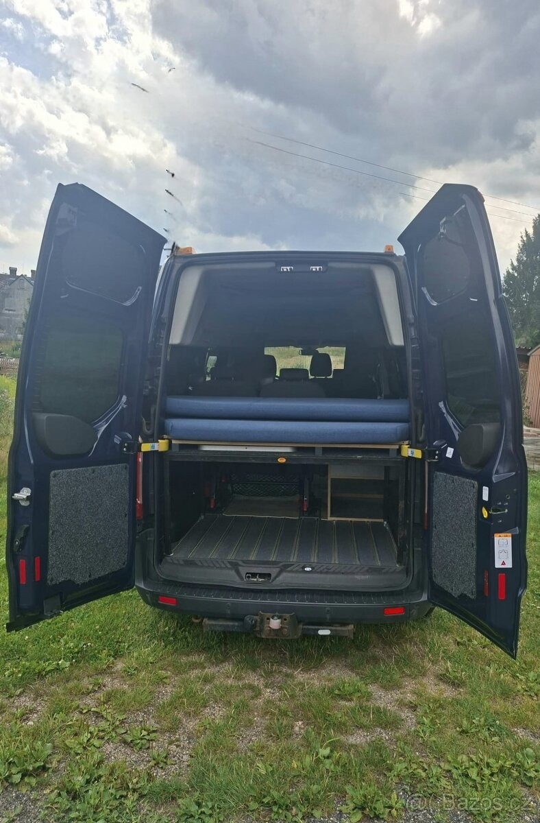 ford-tourneo-custom-2-0-r-v-2015-l2h2 - 3