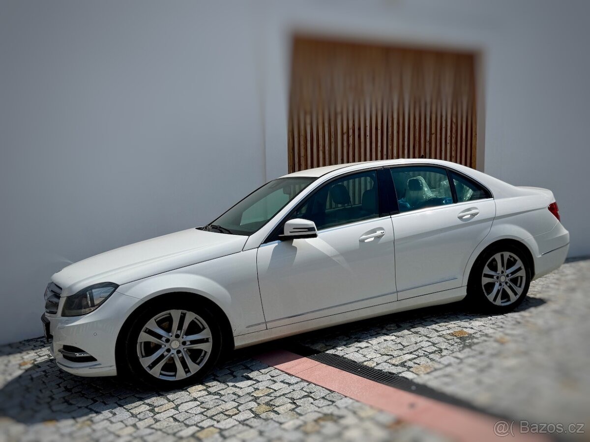 mercedes-benz-tridy-c-2-1 - 1