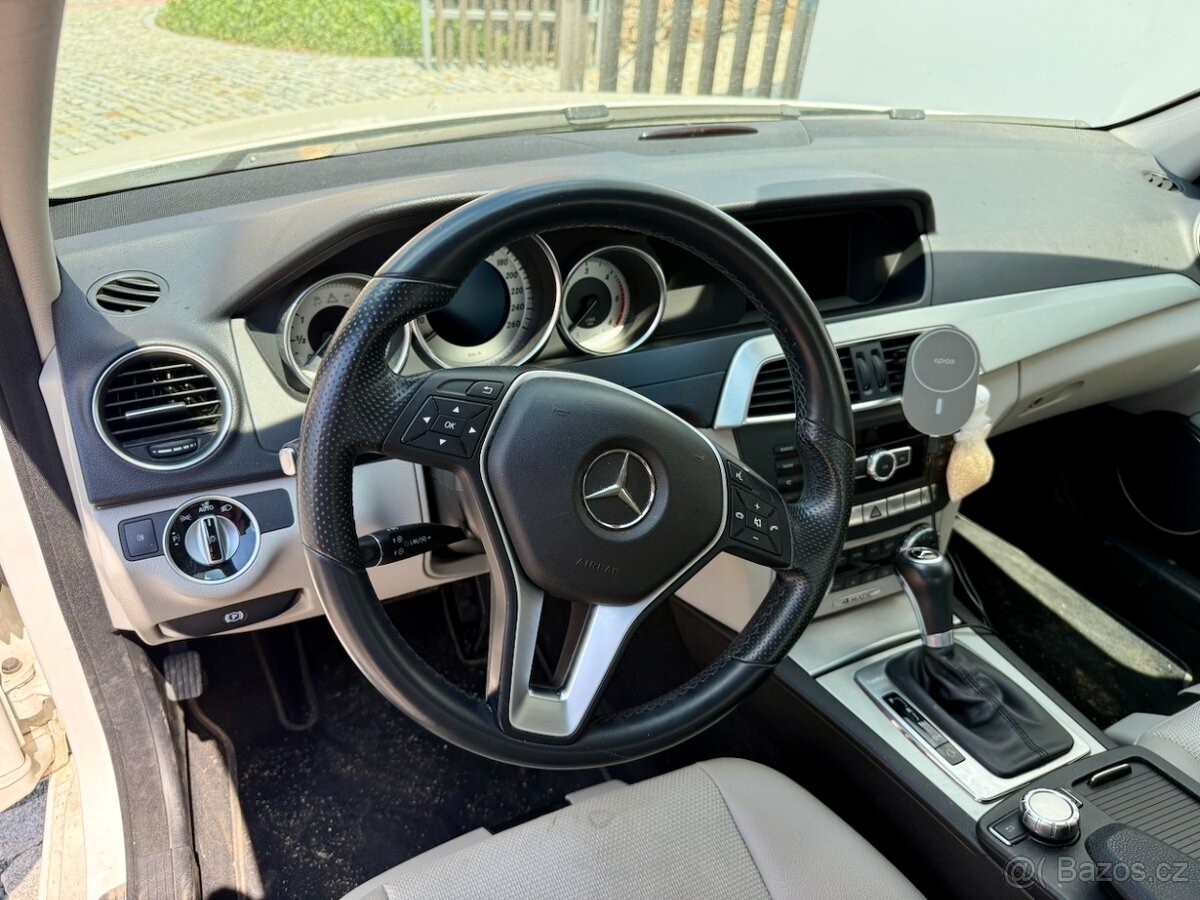 mercedes-benz-tridy-c-2-1 - 2