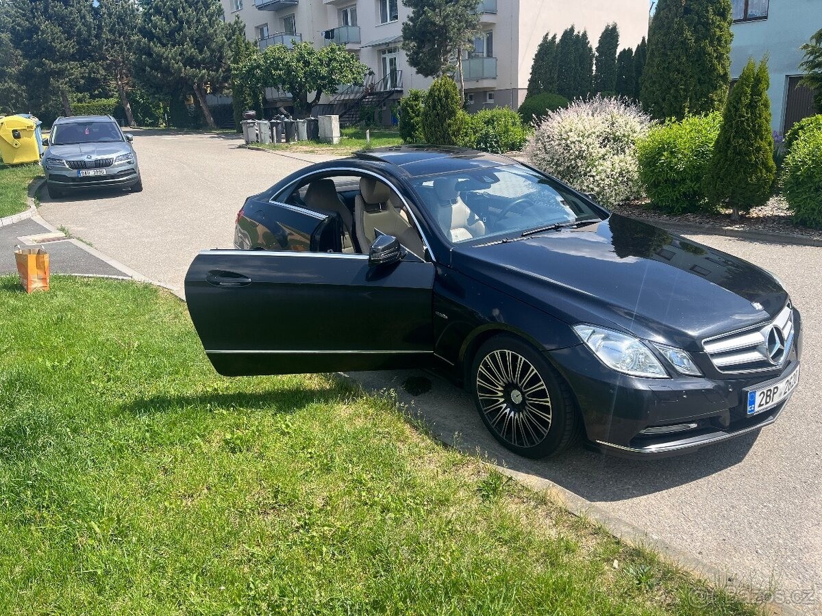 mercedes-benz-tridy-e-3-0-e-350-cdi-coupe - 6