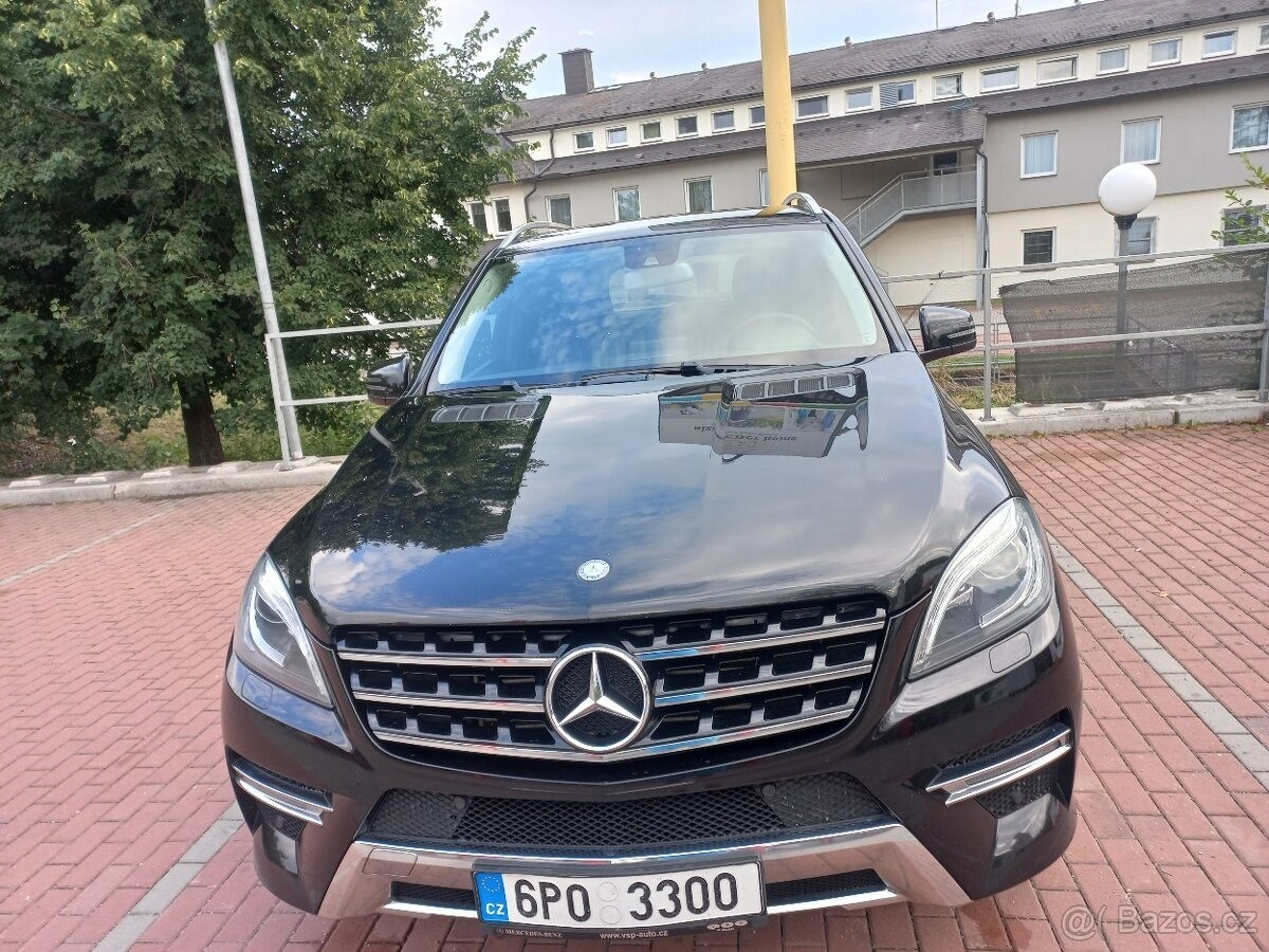 mercedes-benz-tridy-m-3-0-ml-350-diesel-rok-vyroby - 1