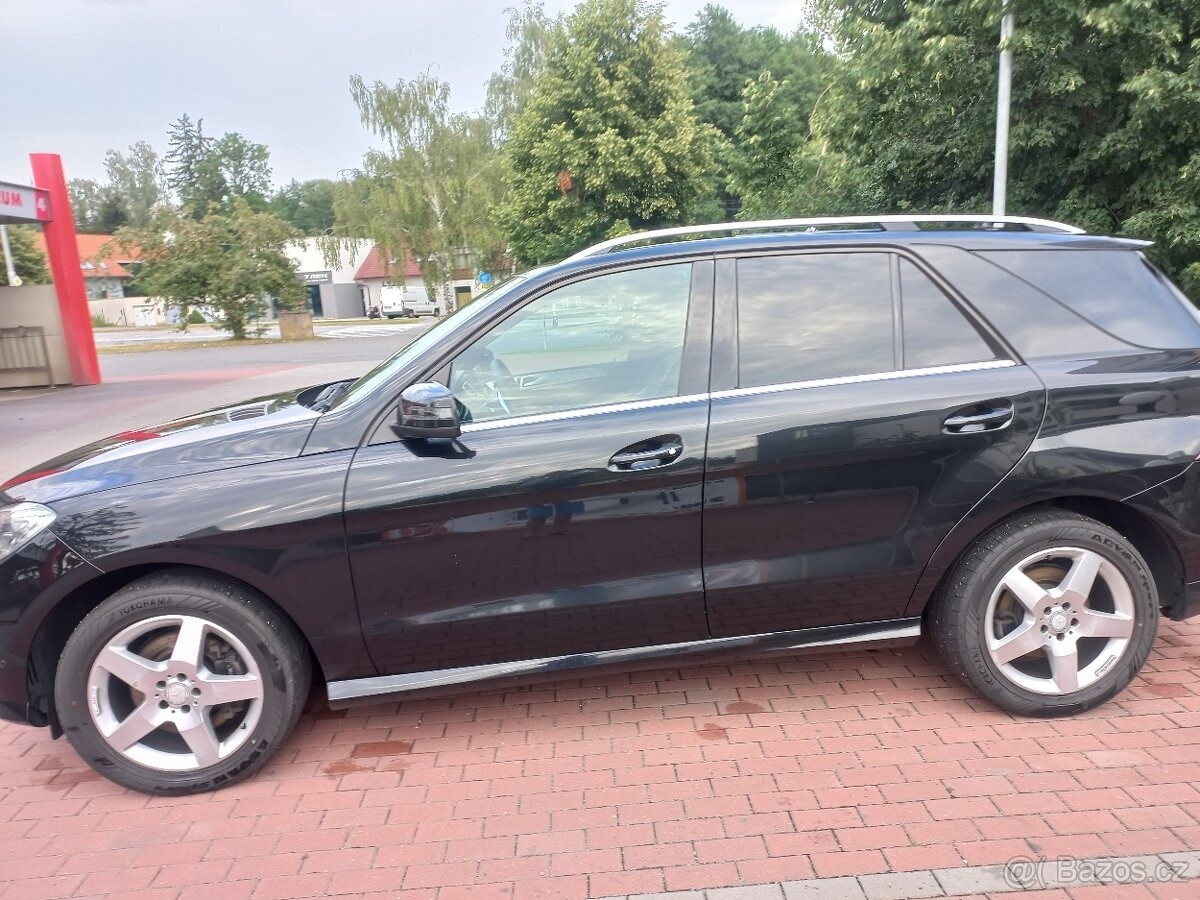 mercedes-benz-tridy-m-3-0-ml-350-diesel-rok-vyroby - 5