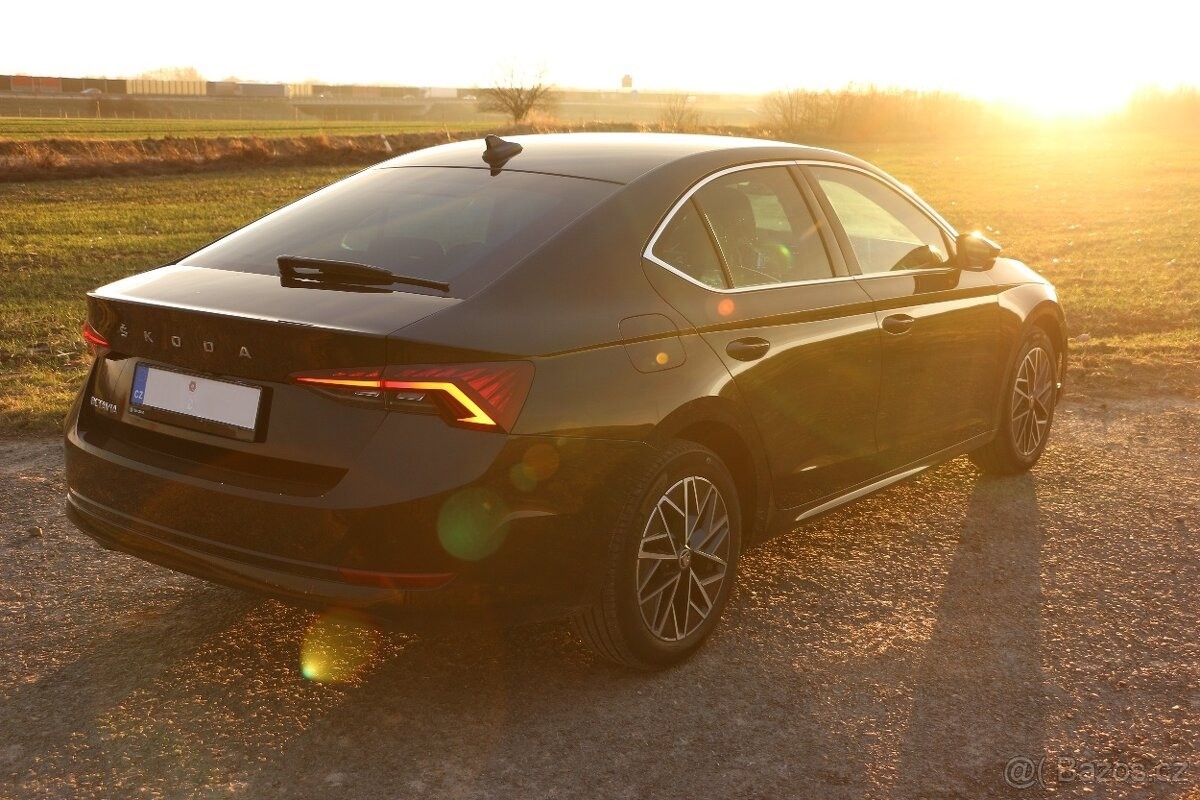 skoda-octavia-2-0-tdi-110kw-dsg-style-plus - 3
