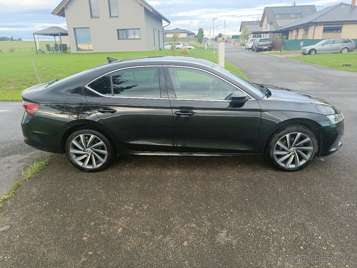 skoda-octavia-2-0-tdi-110kw-dsg-style-plus - 5