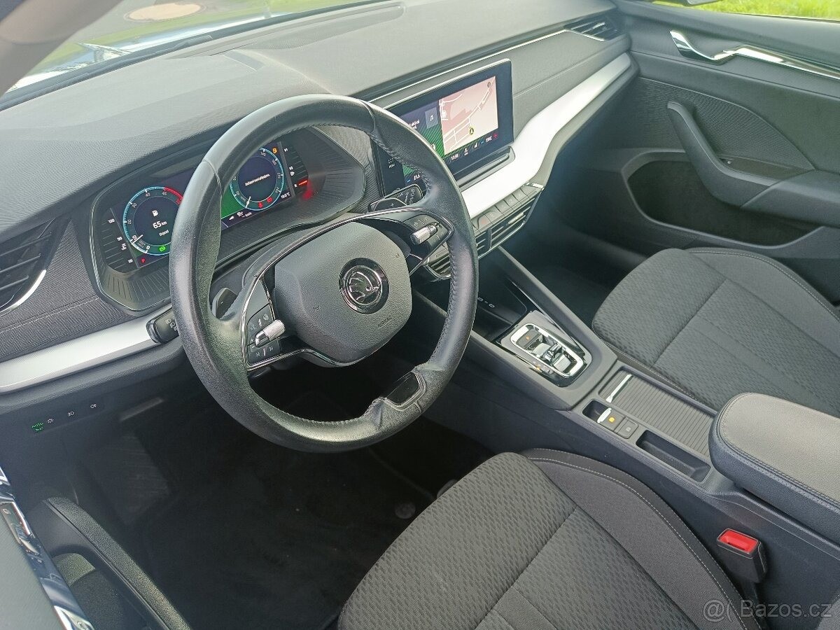 skoda-octavia-2-0-tdi-110kw-dsg-style-plus - 8