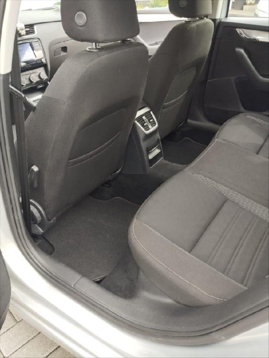 skoda-octavia-1-6-tdi - 7