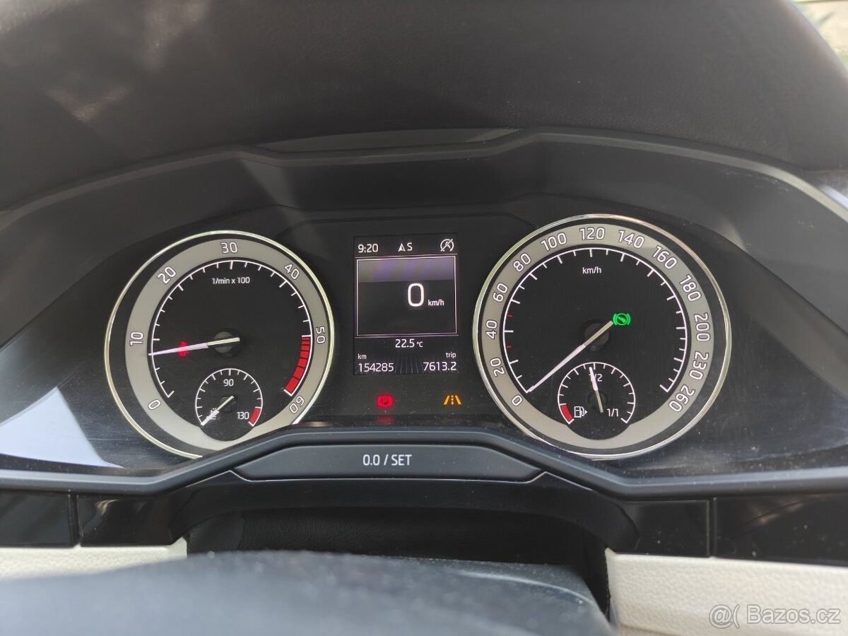 skoda-superb-2-0-tdi-110kw-dsg-laurin-klement - 3
