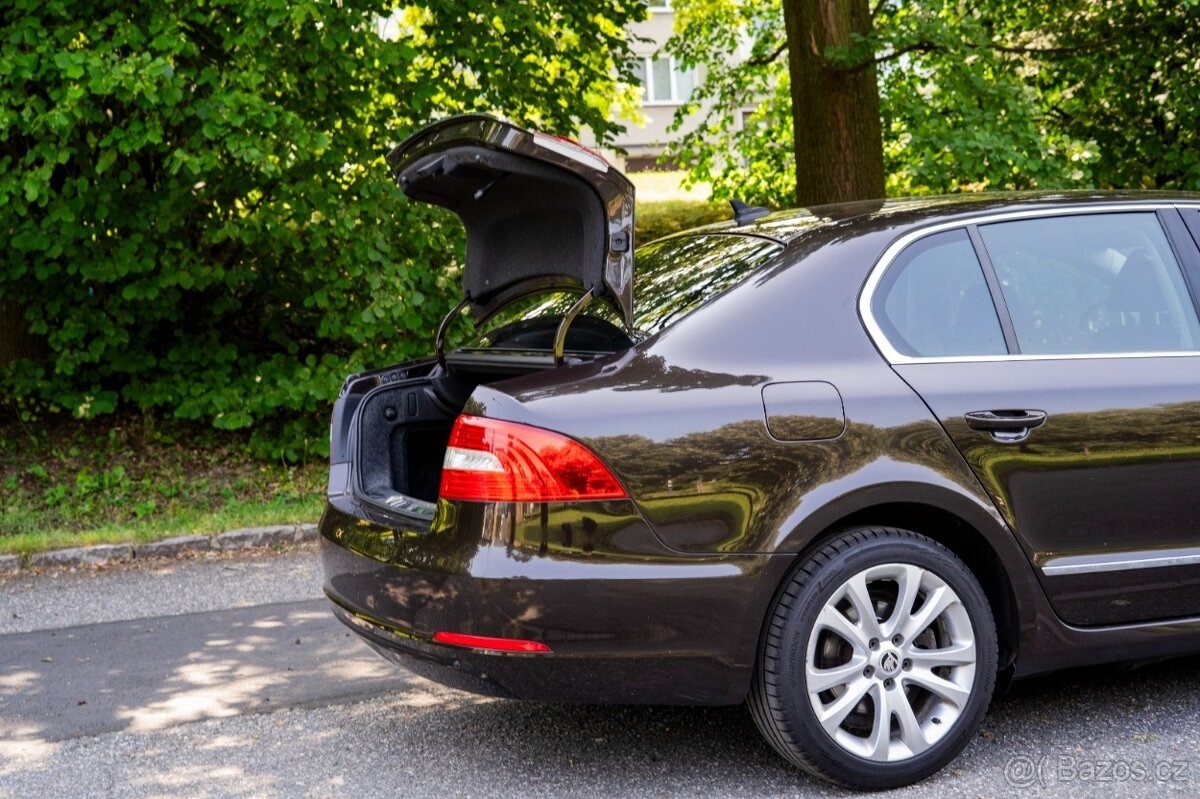 skoda-superb-2-0-tdi-103-kw-cr - 3