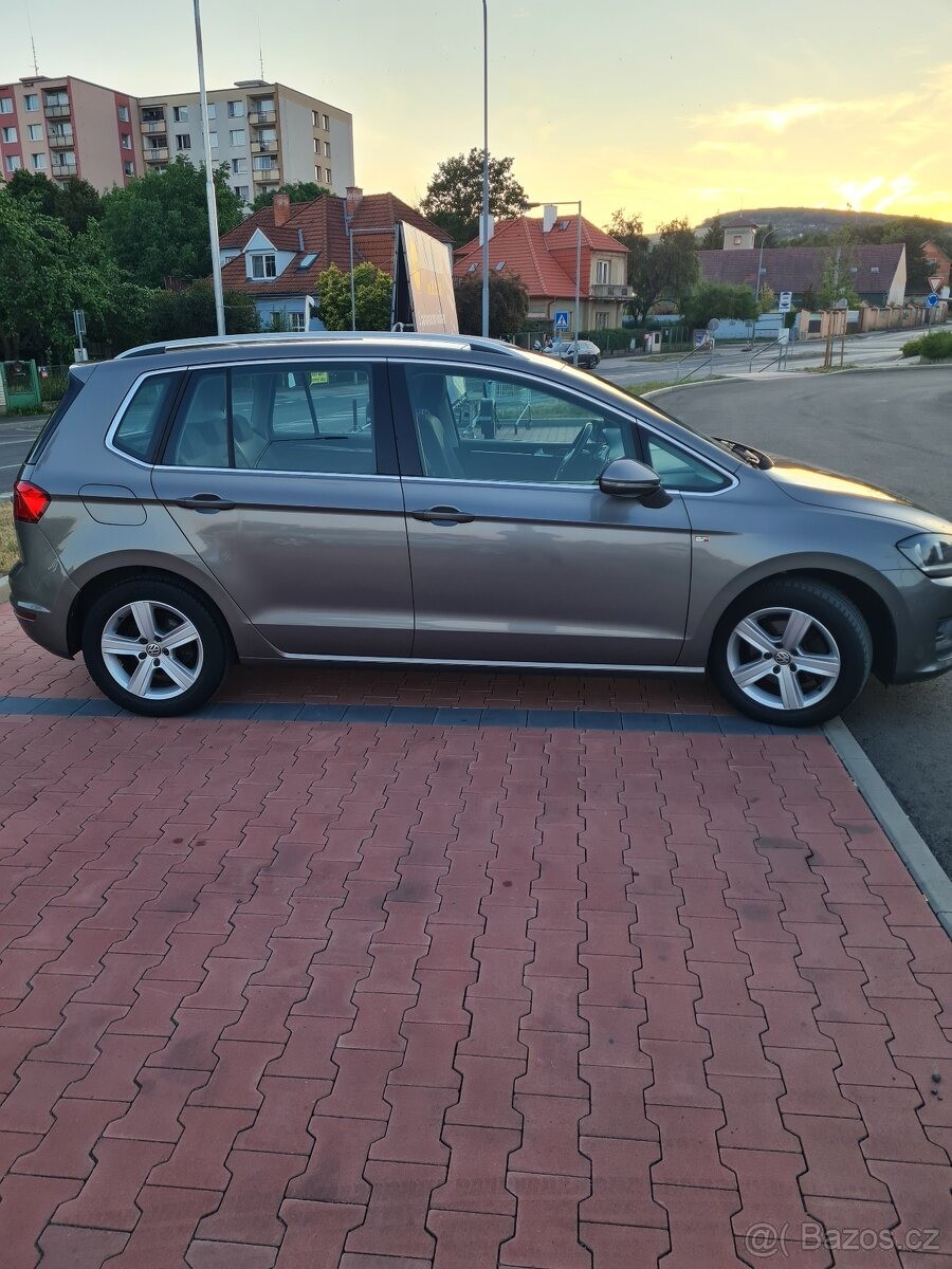 volkswagen-golf-sportsvan-1-4-tsi-92kw - 4