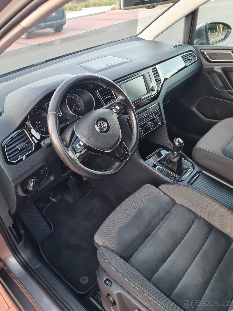 volkswagen-golf-sportsvan-1-4-tsi-92kw - 5