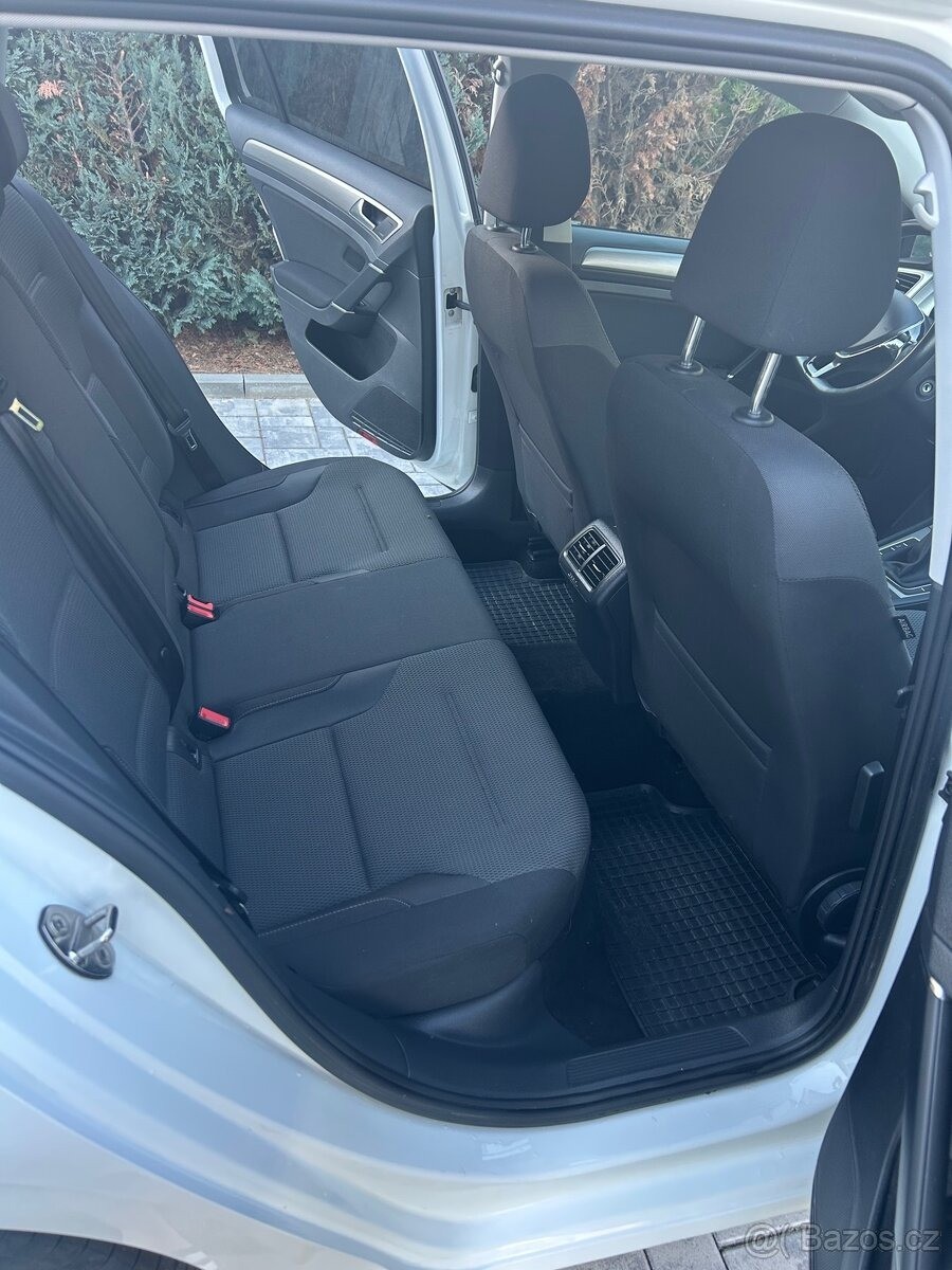 volkswagen-golf-variant-1-4-tgi-81kw-comfort-cng - 6