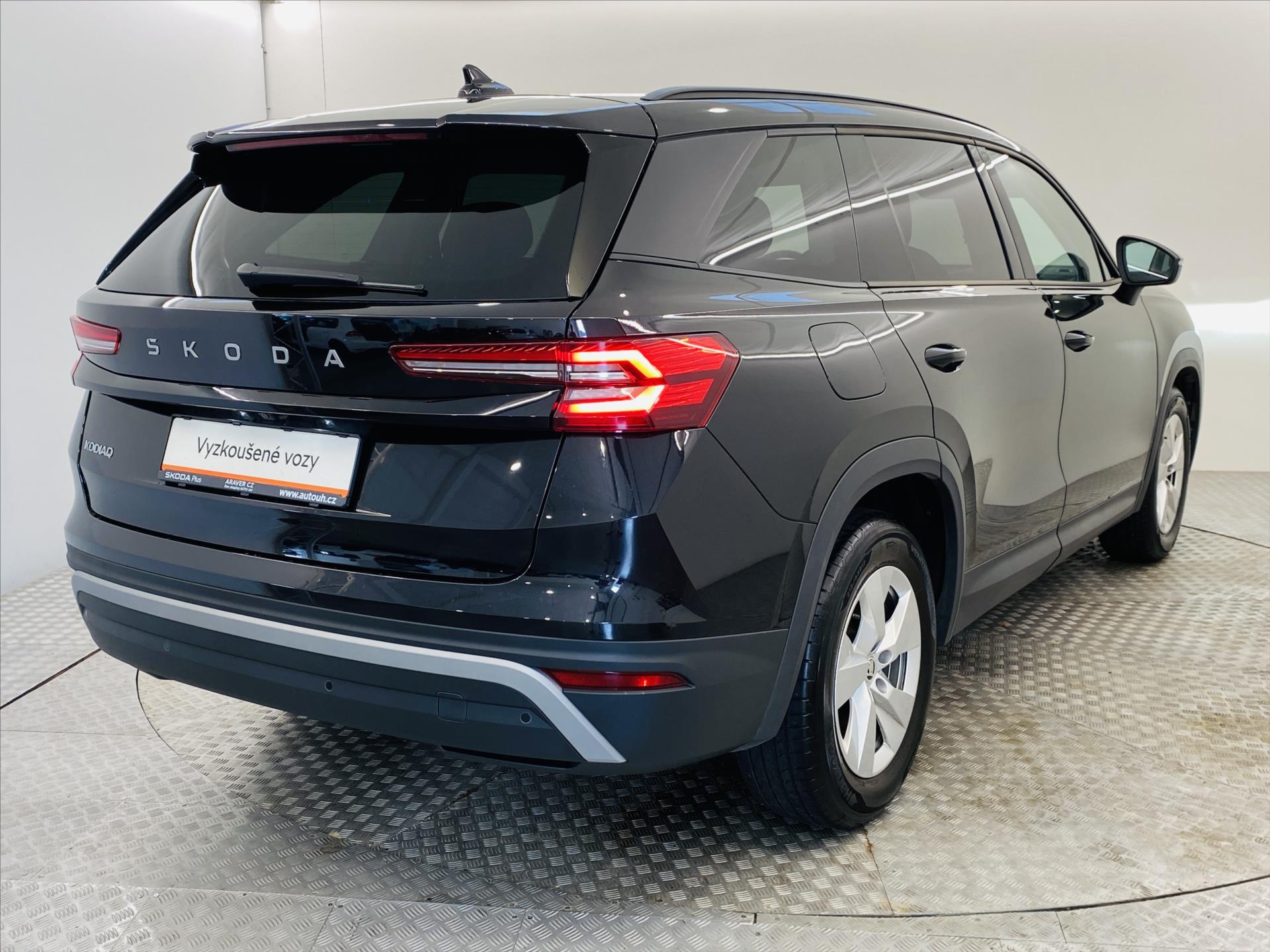 skoda-kodiaq-2-0-tdi-110kw-dsg-selection - 1