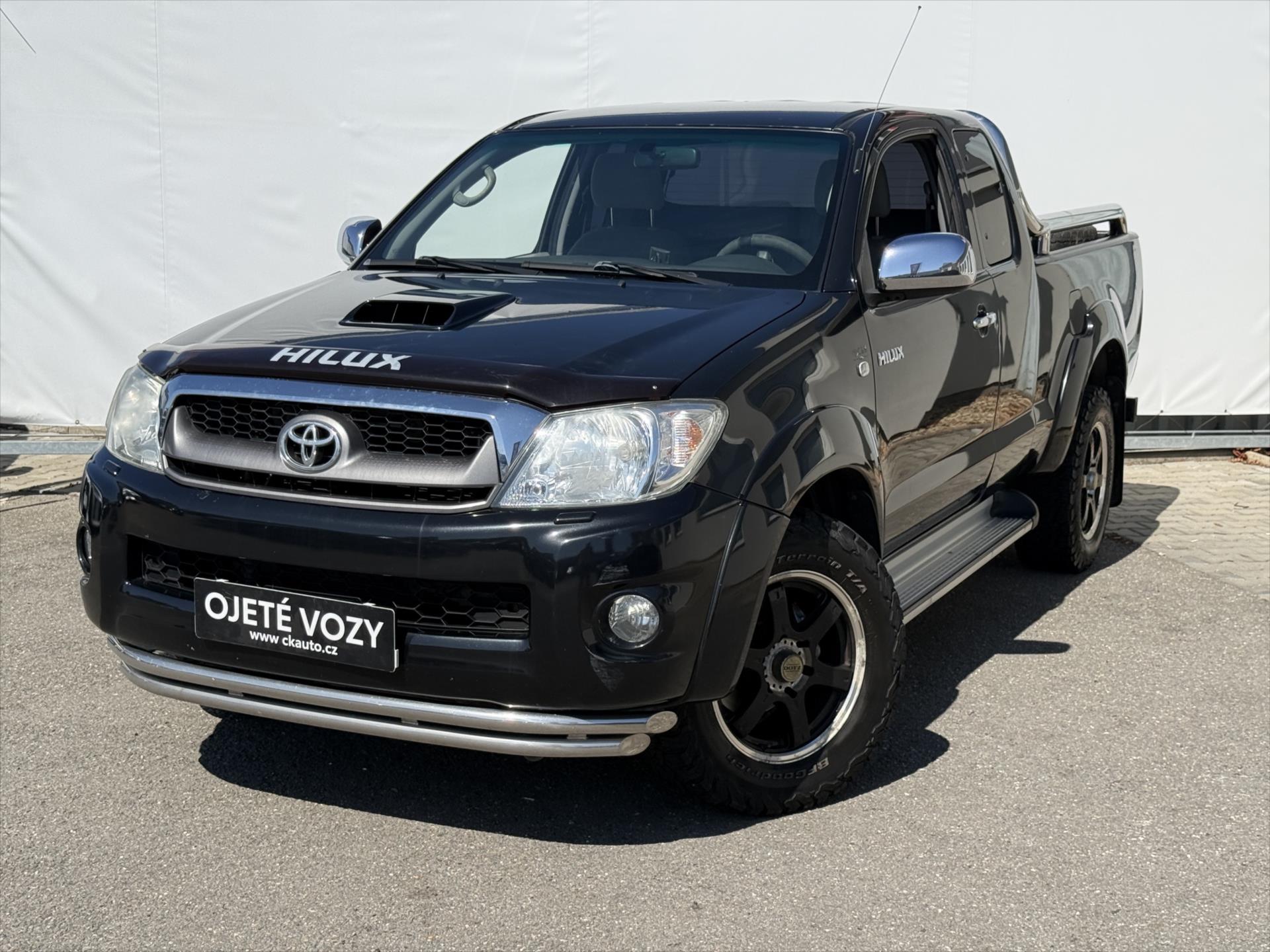 Toyota Hilux 2,5 Extra Cab
