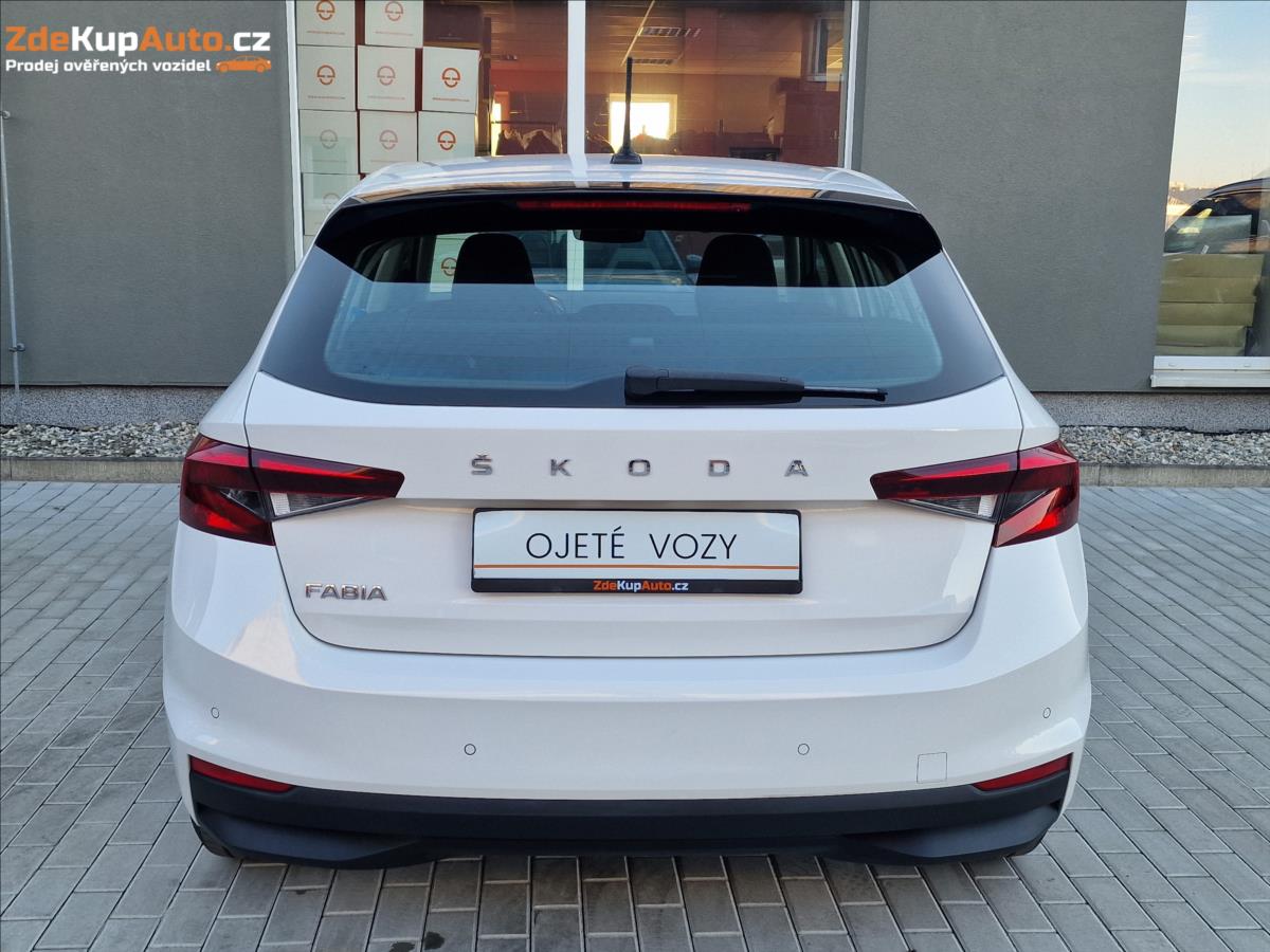 skoda-fabia-1-0-tsi-style-puvod-cr-1-maj - 7