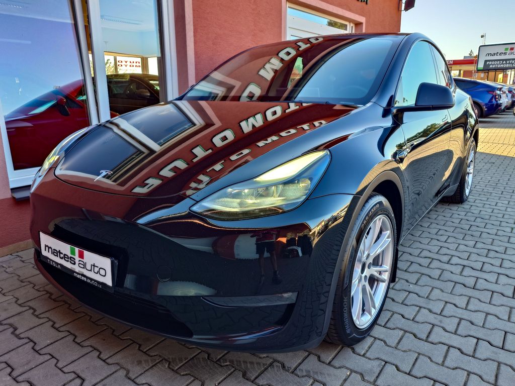 Tesla Model Y Long Range 378 kW SOH 92,5 %
