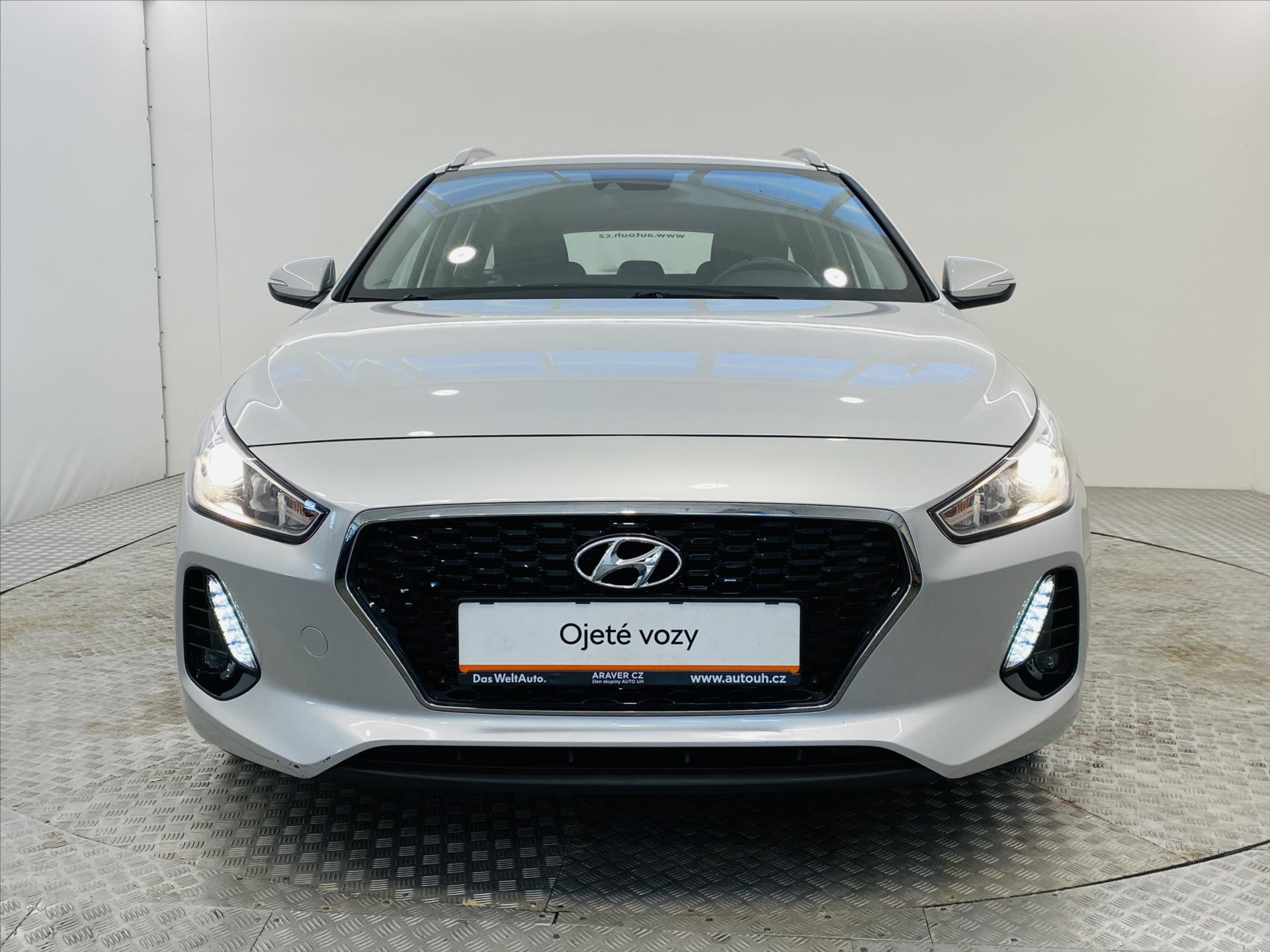 hyundai-i30-1-4-t-gdi-103kw - 3