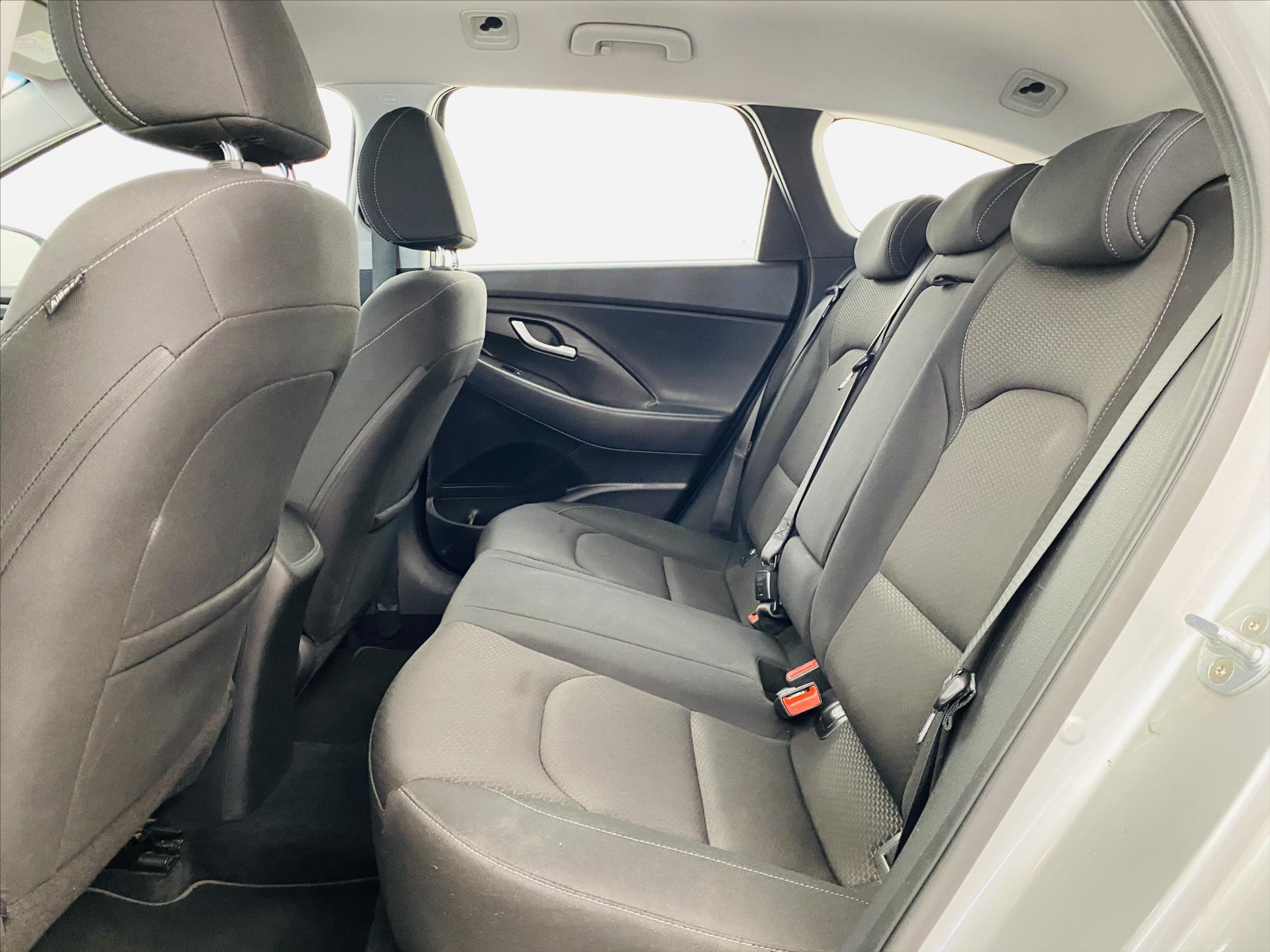 hyundai-i30-1-4-t-gdi-103kw - 5