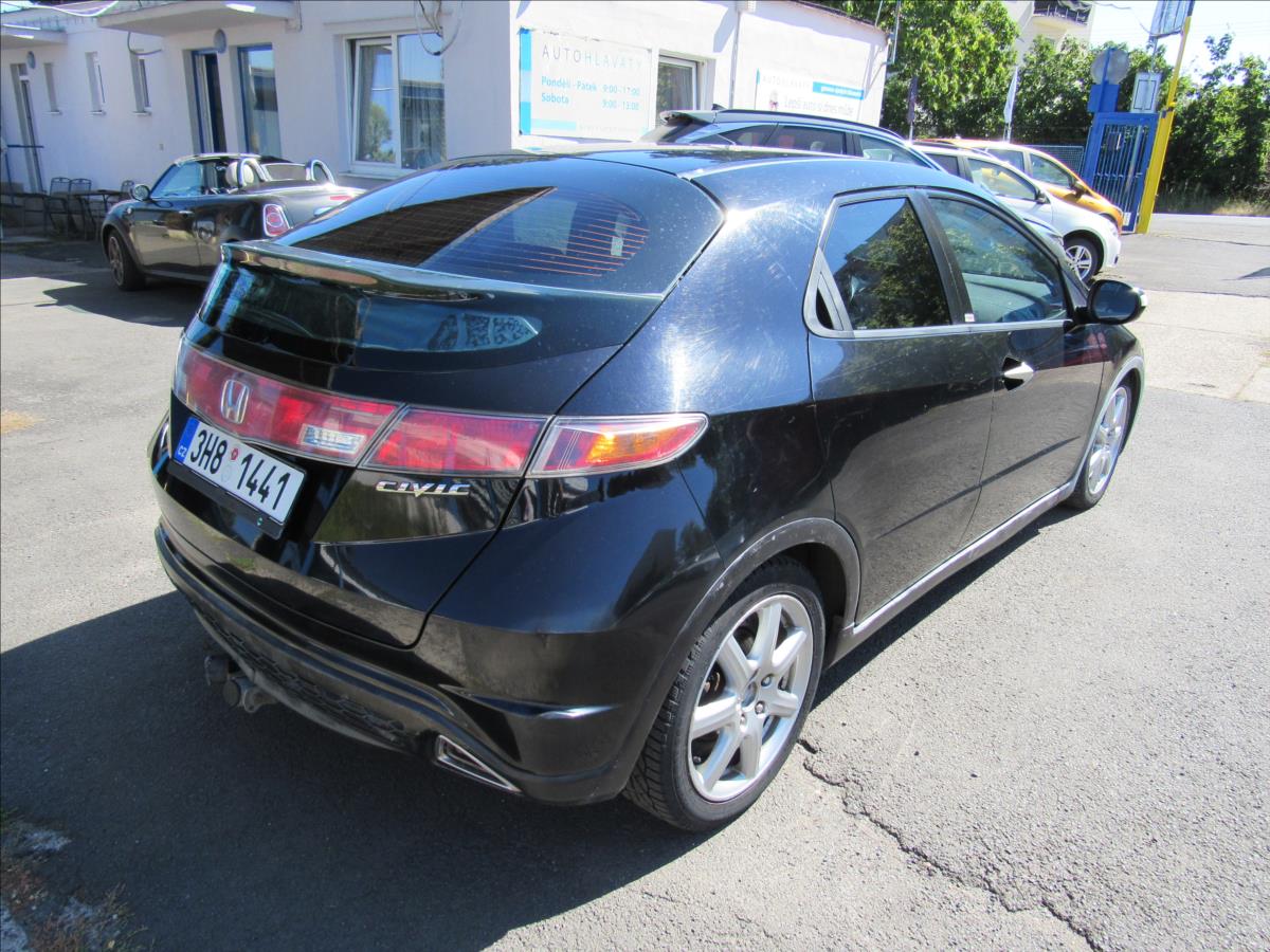 honda-civic-2-2-i-ctdi-103kw - 3