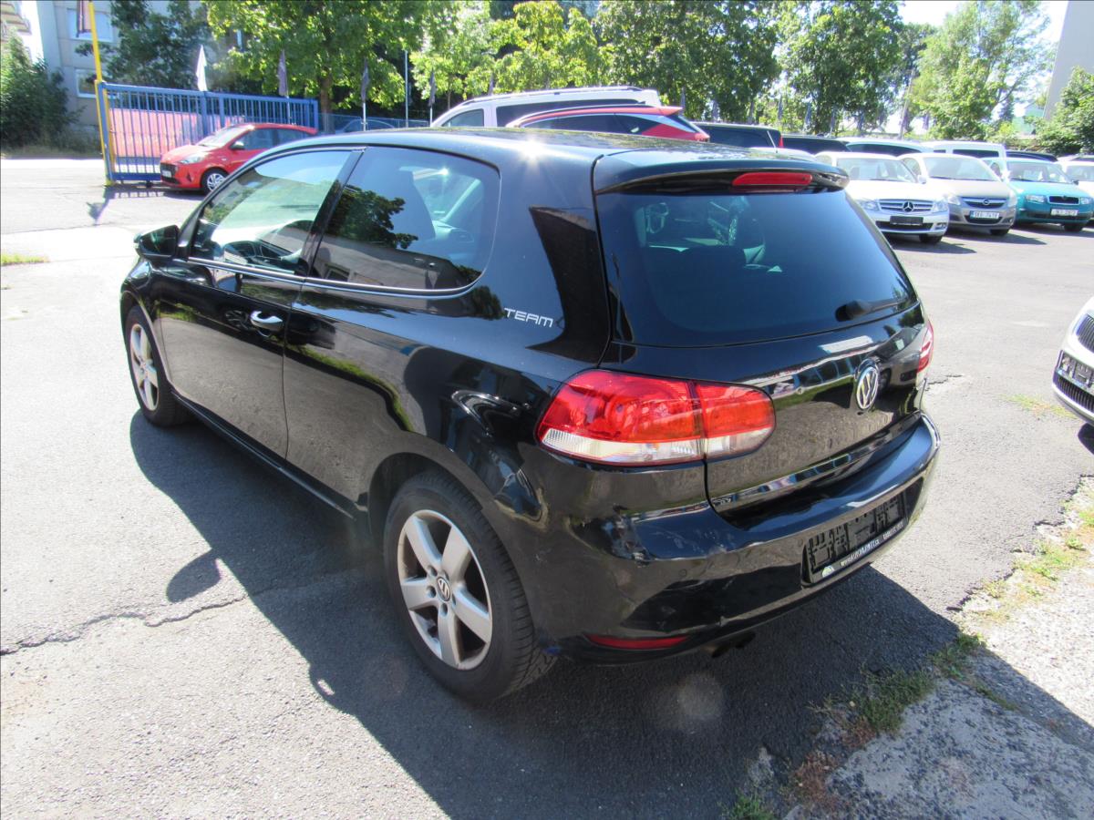 volkswagen-golf-1-4-tsi-90kw-team - 5