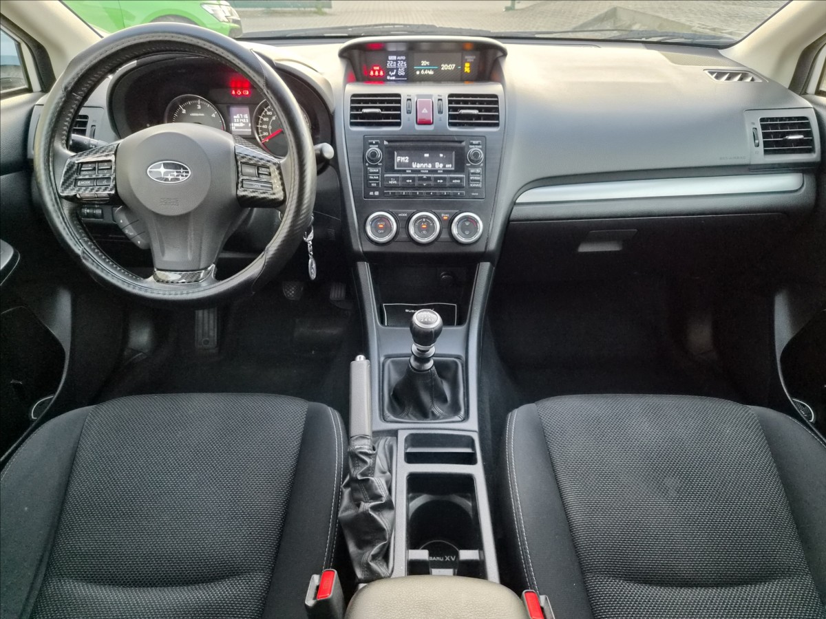 subaru-xv-2-0-d-4wd-vyhr-sedacky-kamera - 5