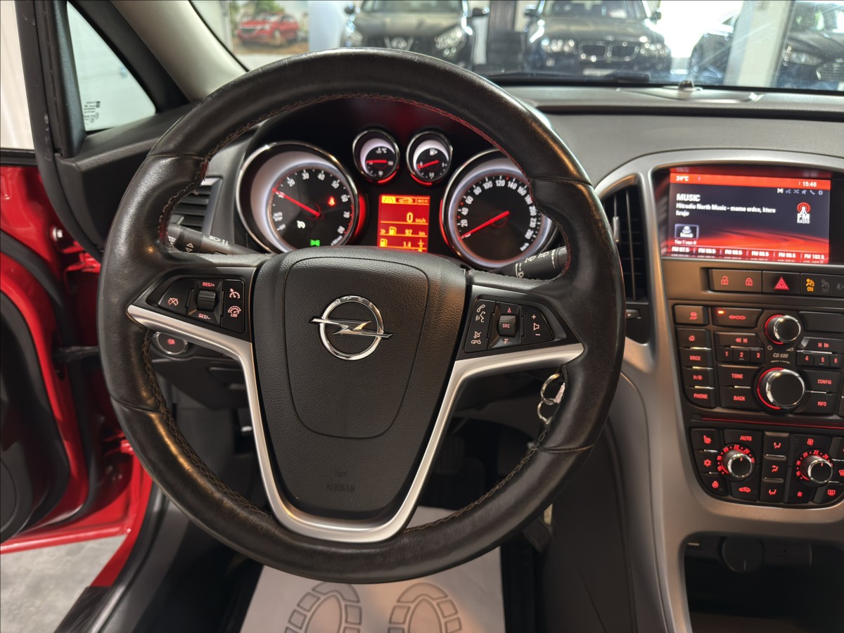 opel-astra-1-4-t-sport-energy-bi-xenon - 8
