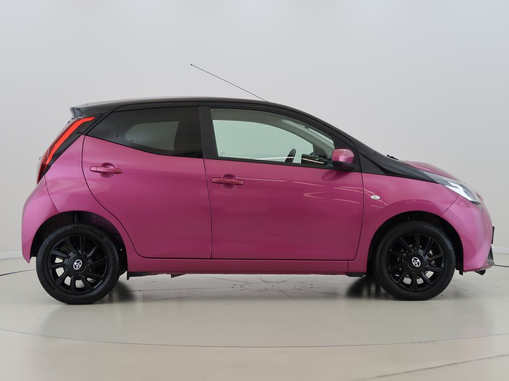 toyota-aygo-1-0-vvt-i-selection-kamera-cz - 3