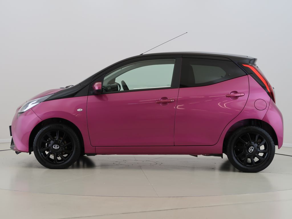 toyota-aygo-1-0-vvt-i-selection-kamera-cz - 7