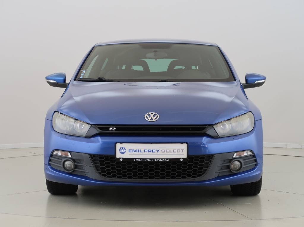 volkswagen-scirocco-1-4-tsi-118kw-cz - 1