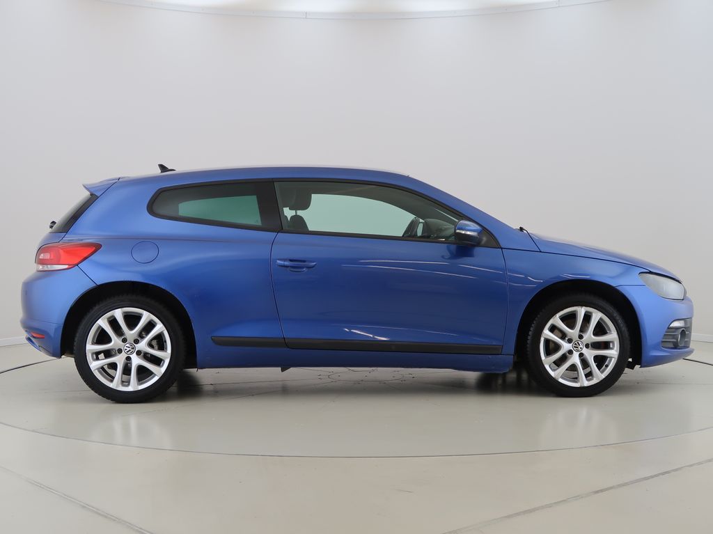 volkswagen-scirocco-1-4-tsi-118kw-cz - 3