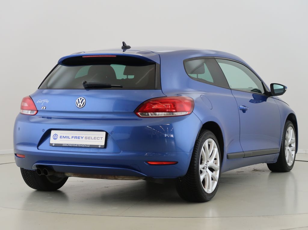 volkswagen-scirocco-1-4-tsi-118kw-cz - 4