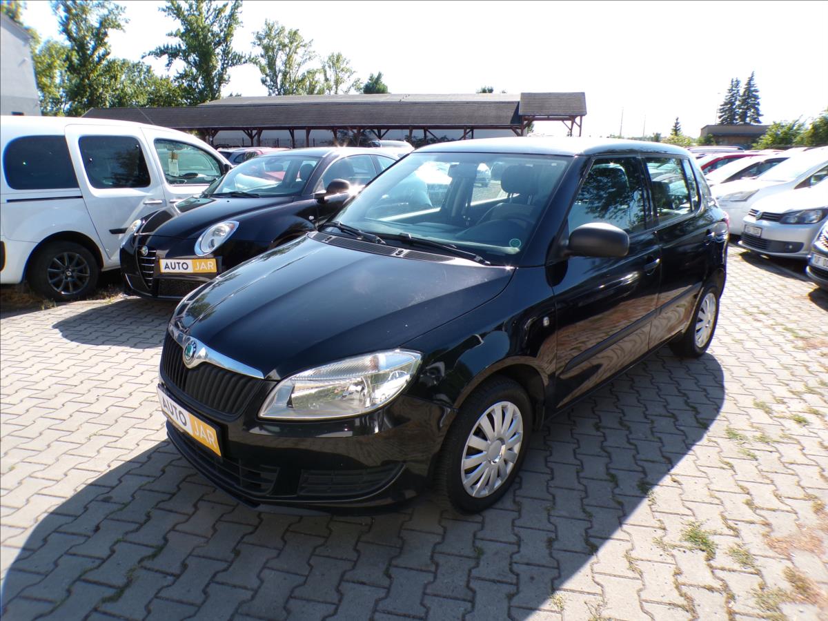 skoda-fabia-1-2-tsi-tazne-zarizeni-klima - 1