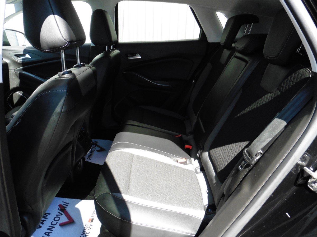 opel-grandland-x-1-2-t-ultimate-96kw-navi - 7