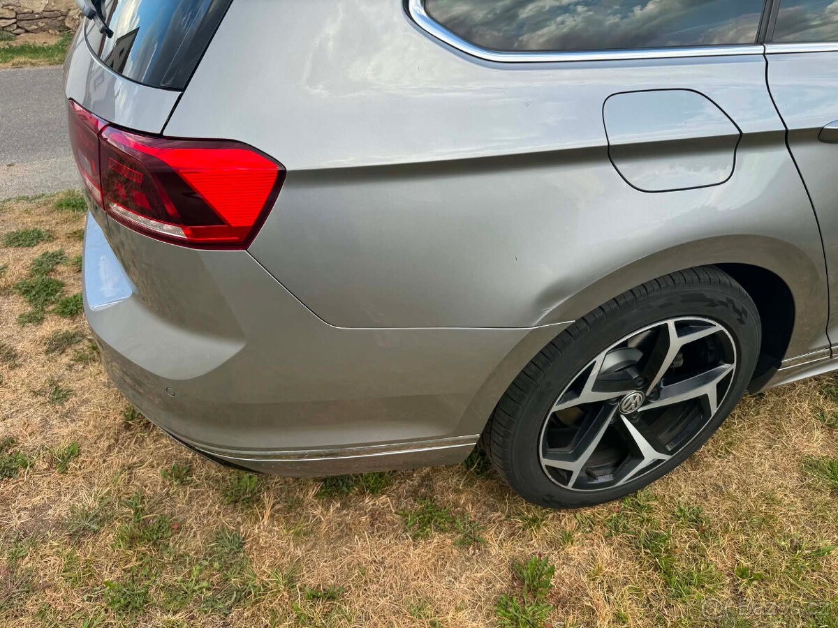 volkswagen-passat-variant-2-0-tdi-r-line - 5