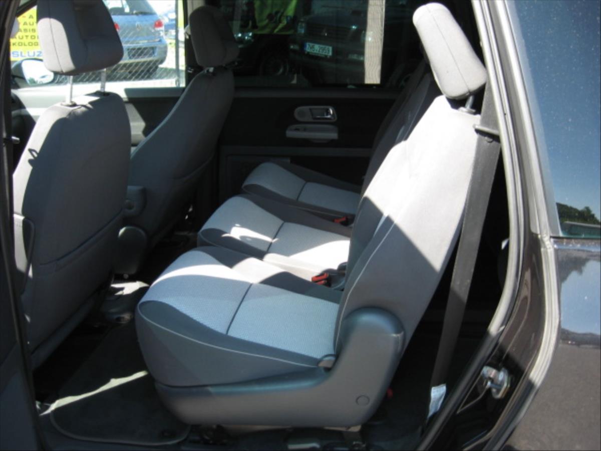 volkswagen-sharan-2-0-tdi-freestyle - 8