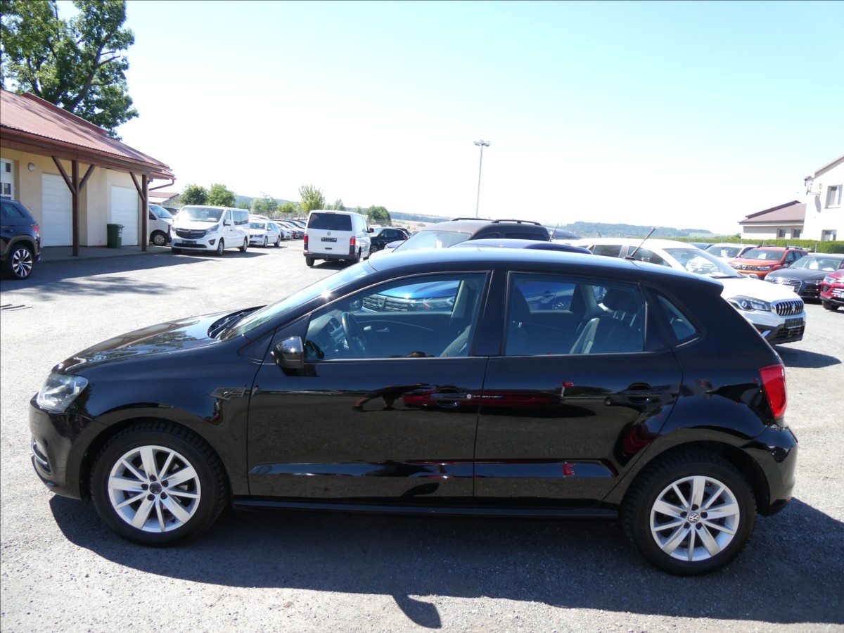 volkswagen-polo-1-2-tsi-66kw-highline-serviska - 5