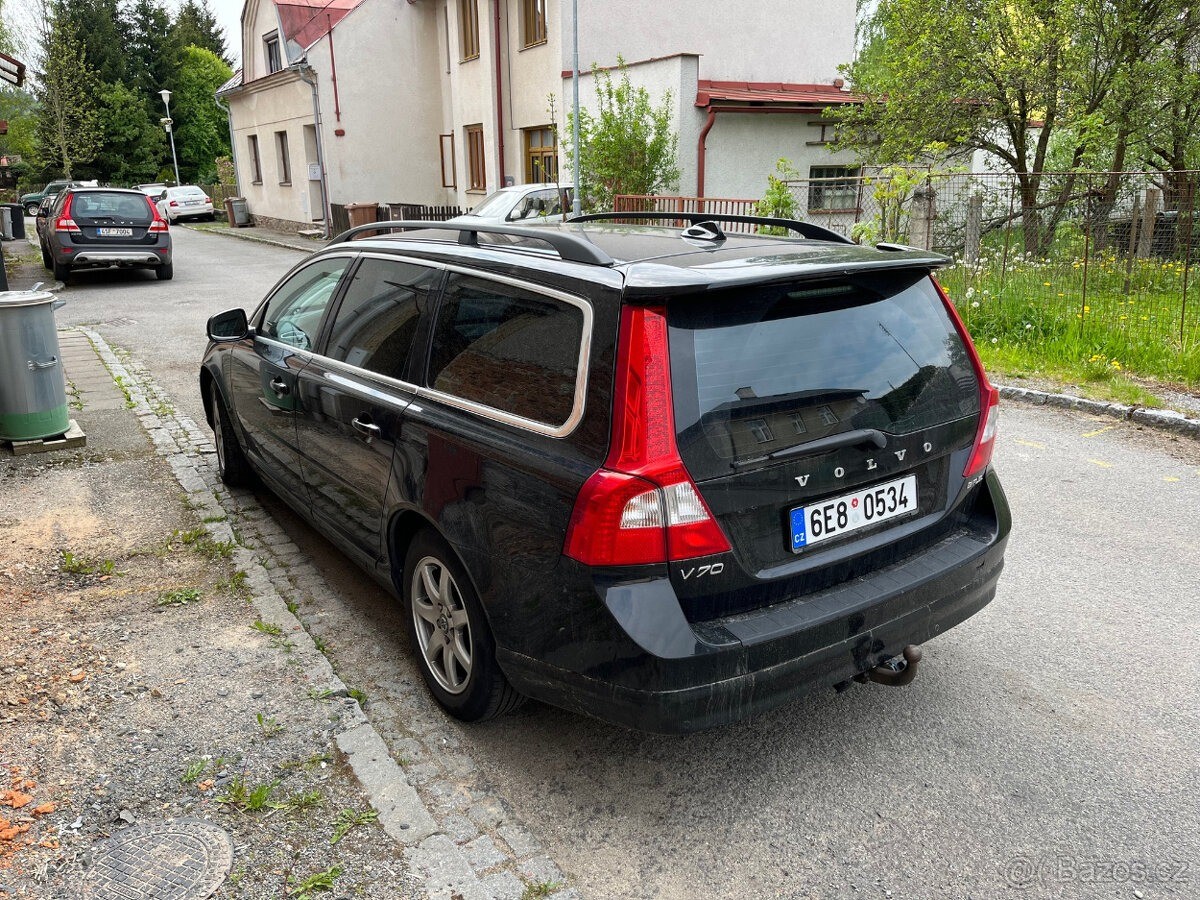 volvo-v70-170kw-240-tis-km-stk - 1