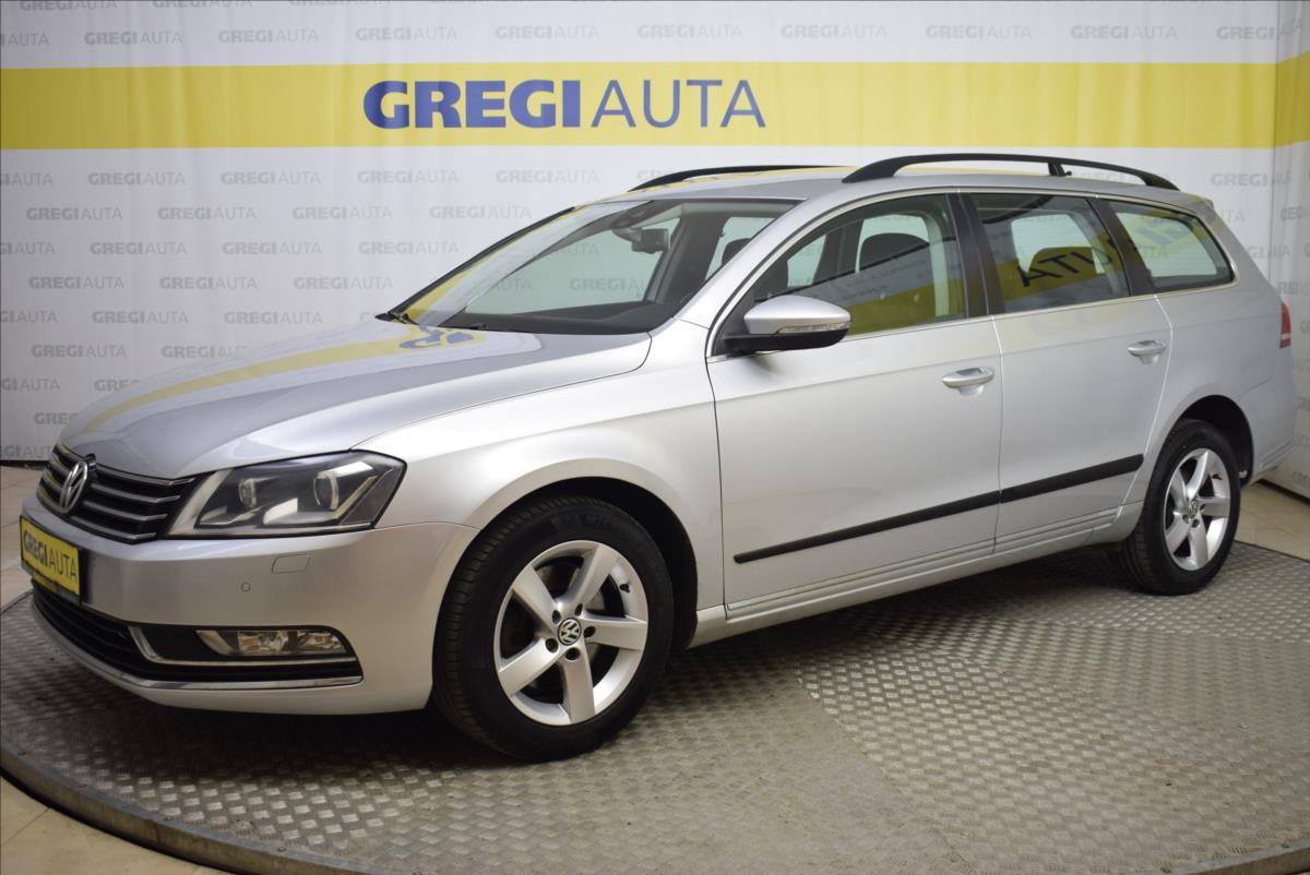 volkswagen-passat-2-0-tdi-pr-servis-po-tk - 1