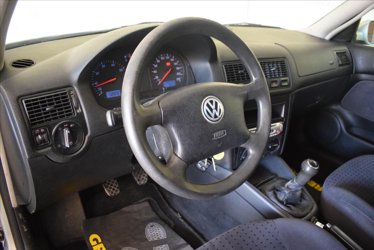 volkswagen-golf-1-4-i-eko-uhrazeno-klima - 7