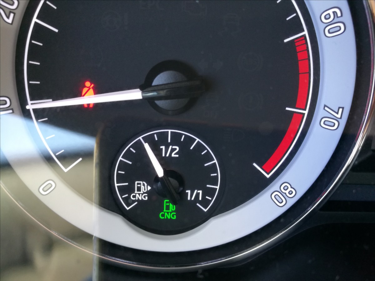 skoda-octavia-1-4-tsi-cng-dsg-style - 6