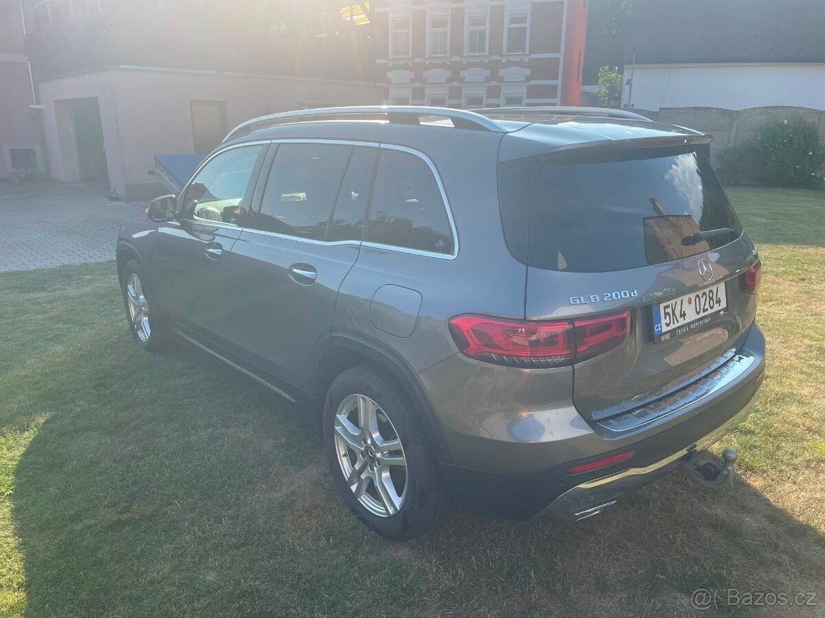 mercedes-benz-glb-200 - 7