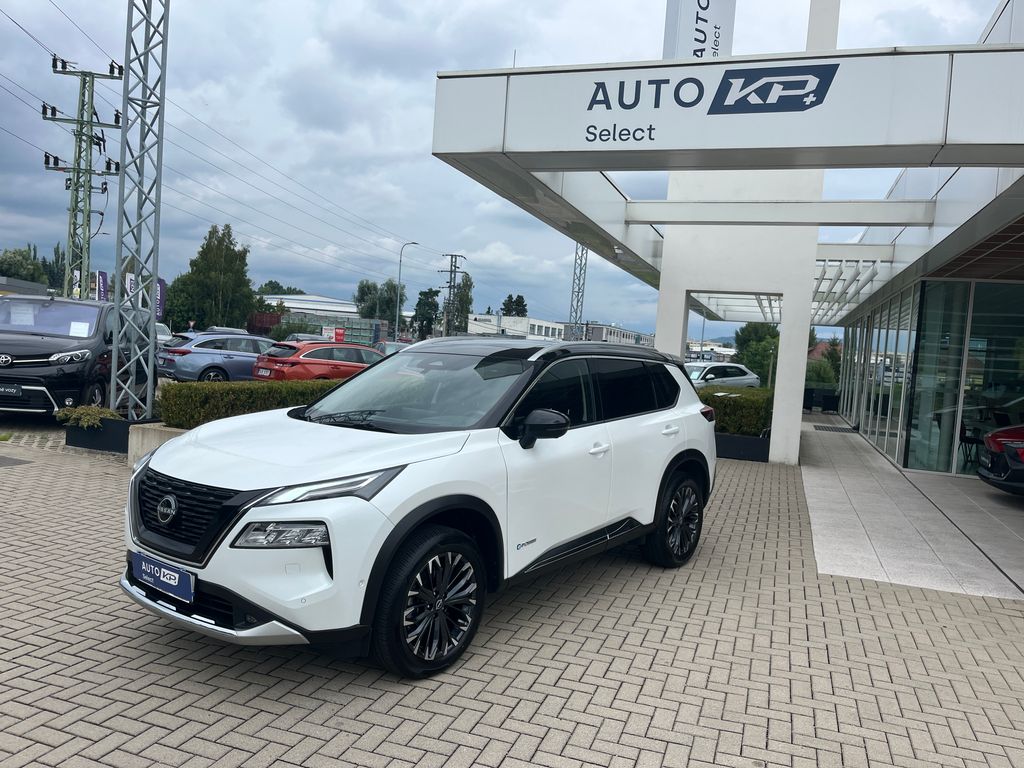 Nissan e-Power 213k e-4orce 4x4 Tekna