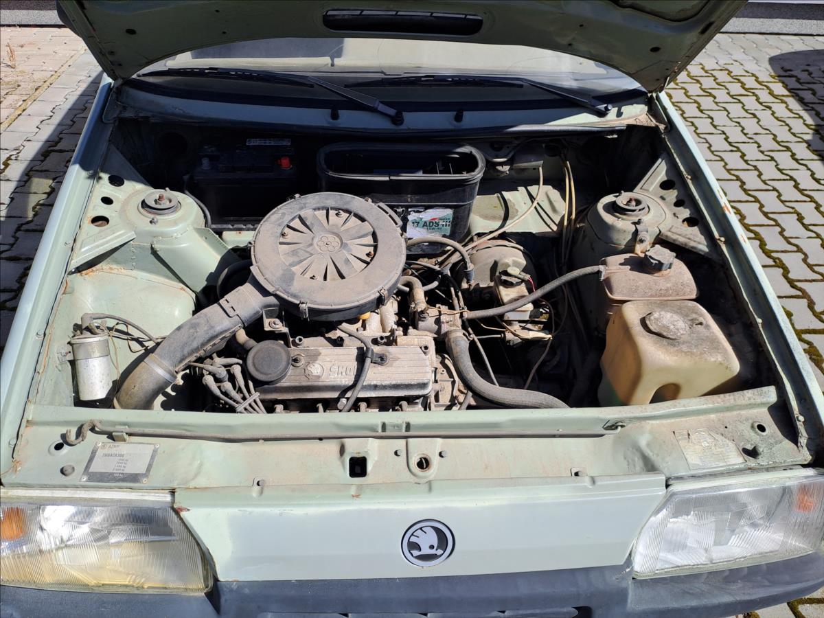 skoda-favorit-1-3-eco-uhrazeno-1-majitel-135 - 8