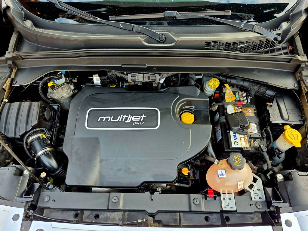 jeep-renegade-2-0-m-jet-88kw-longitude-4wd - 9