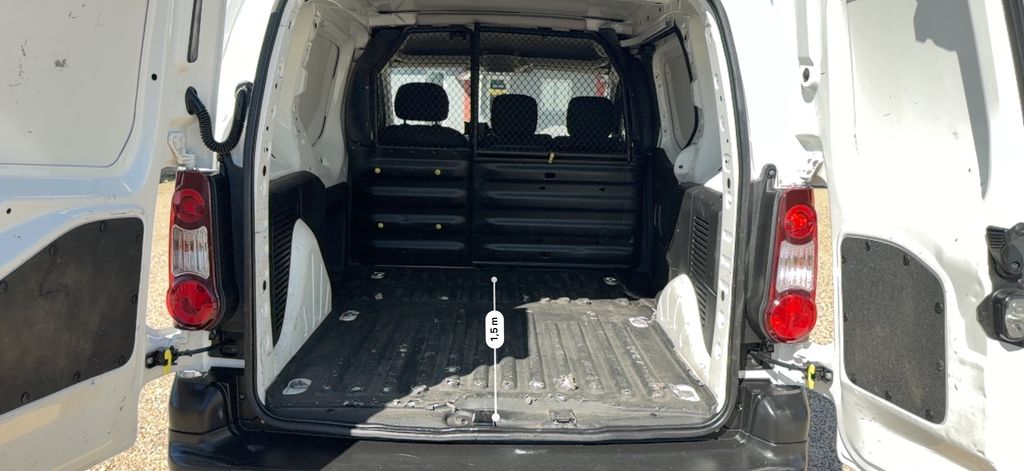 citroen-berlingo-1-6hdi-73kw-3-mistne-dph - 6