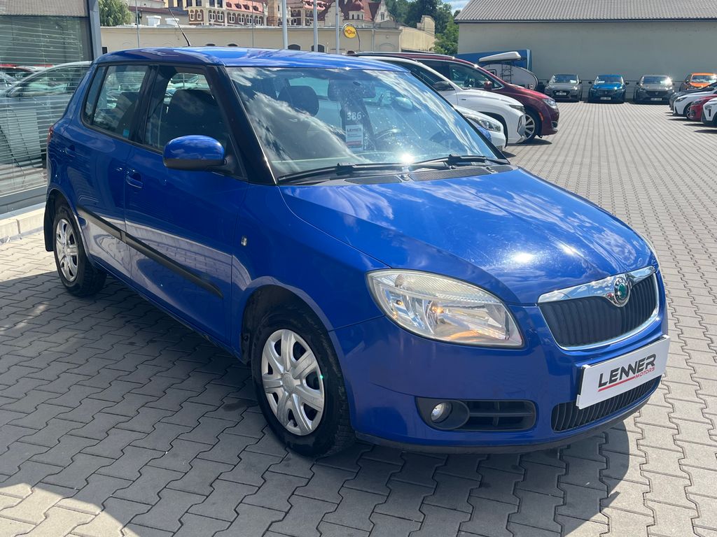 skoda-fabia-1-2-htp-44kw-ambiente-plus - 2