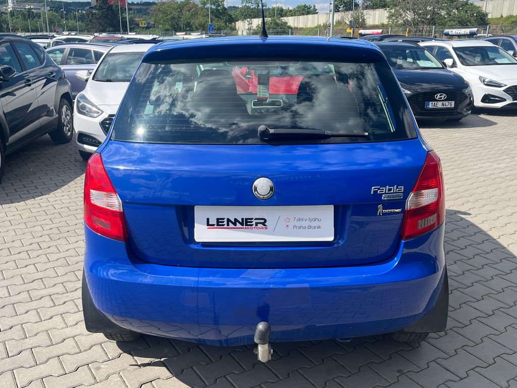 skoda-fabia-1-2-htp-44kw-ambiente-plus - 5