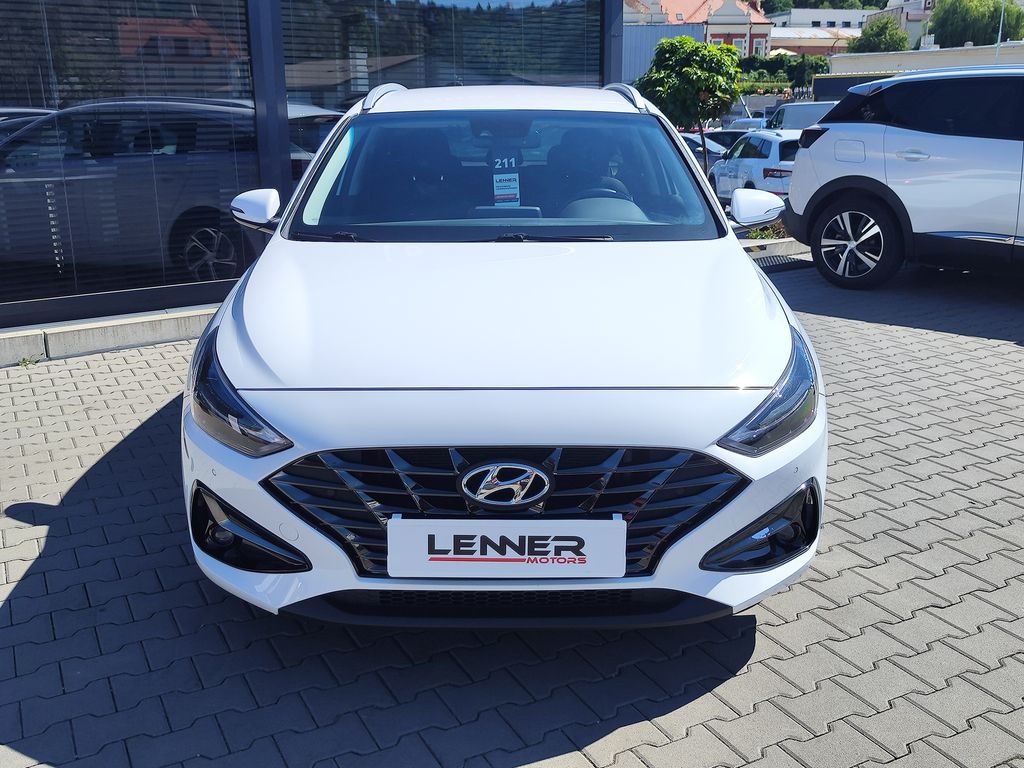 hyundai-i30-1-5-t-gdi-117kw-smart - 1