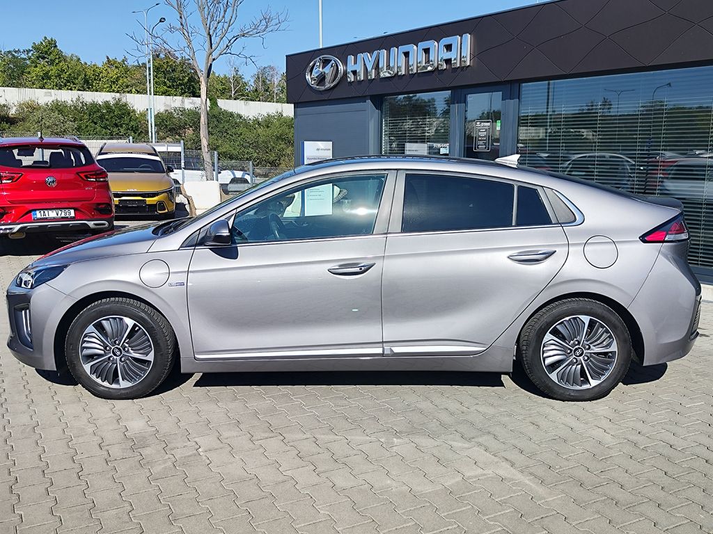 hyundai-ioniq-1-6-gdi-104kw-my20-style-phev - 7