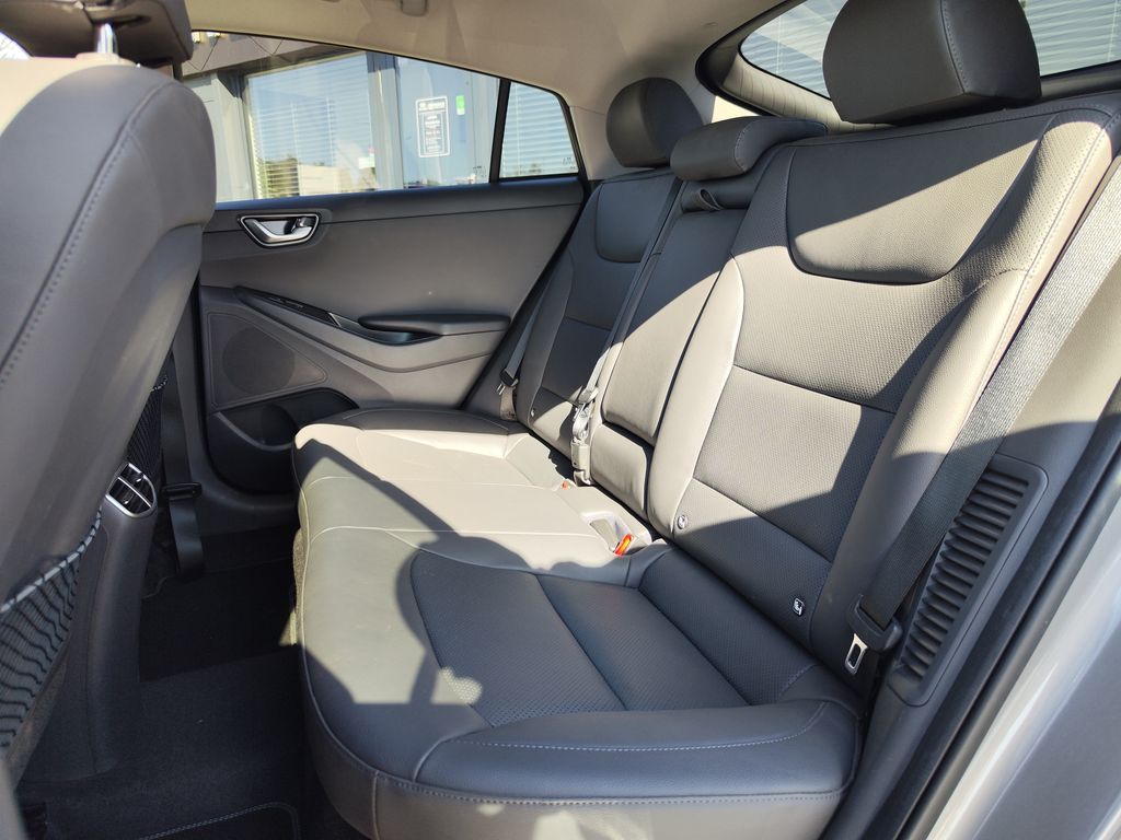 hyundai-ioniq-1-6-gdi-104kw-my20-style-phev - 9